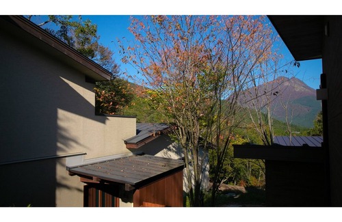 Yufuin Onsen Hotel | Westernstyle detached room with openair bath Aqu / Yufu Ōita