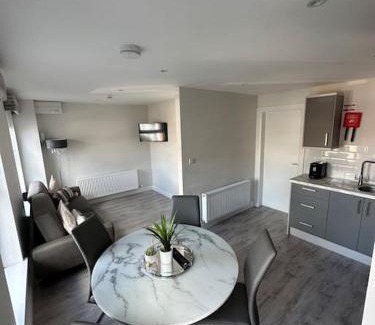 Bogside Apartamento | Westland Suites - Stylish, Modern, Elegant, Central Apartments