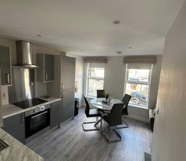 Bogside Apartamento | Westland Suites - Stylish, Modern, Elegant, Central Apartments