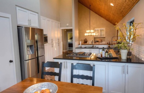 Woodhaven Casa | Westlake Treehouse