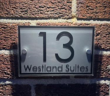 Bogside Apartamento | Westland Suites - Stylish, Modern, Elegant, Central Apartments A