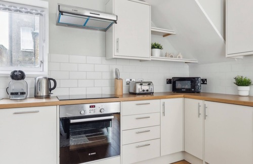 Pimlico Apartamento | Westminster Charm - 2BR with Style