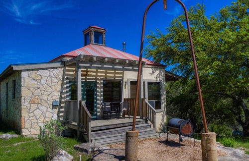 Hunt Casa | Westminster Lodge on the Guadalupe River