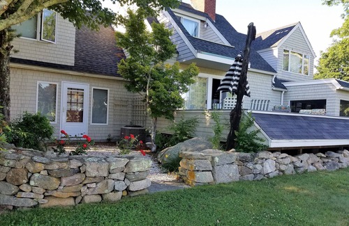 Adamsville Casa | Westport MA. Casa de campo contemporánea de 4 dormitorios