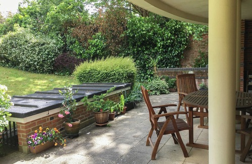 Basingstoke Cabaña | Westside Apartment 2
