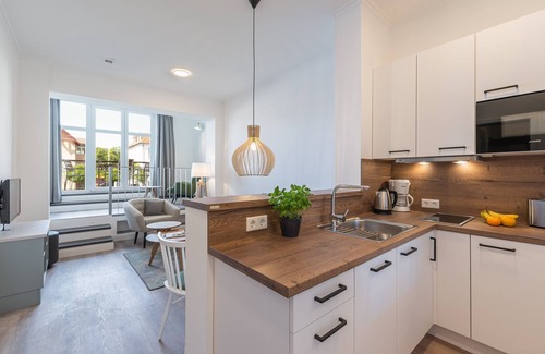 Ostseebad Kuhlungsborn Apartamento | Westside Arthotel Apartment 103 - Apartment 103
