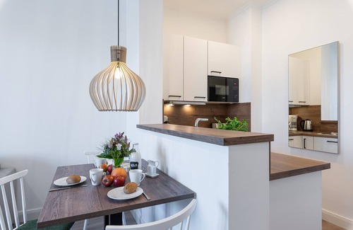 Ostseebad Kuhlungsborn Apartamento | Westside Arthotel Apartment 103 - Apartment 103