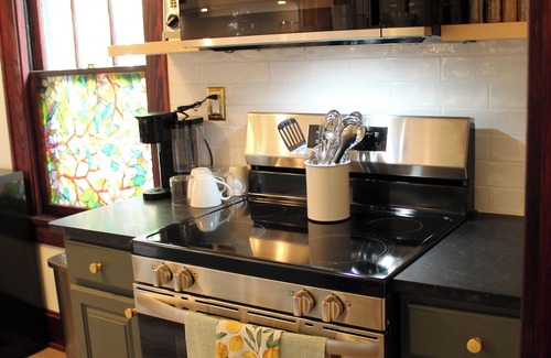 Hamilton Casa | Westside Nook-5 Min Walk2Spooky