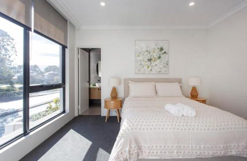 West Perth Villa | Westside Retreat
