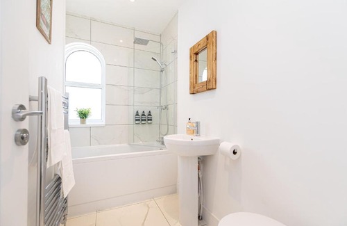 New Forest District Apartamento | Westview Cottage bikes/chef/hot tub