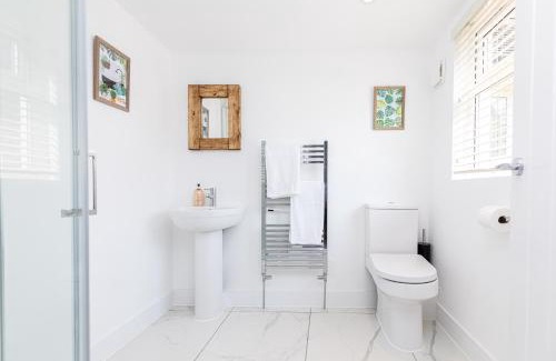 New Forest District Apartamento | Westview Cottage bikes/chef/hot tub