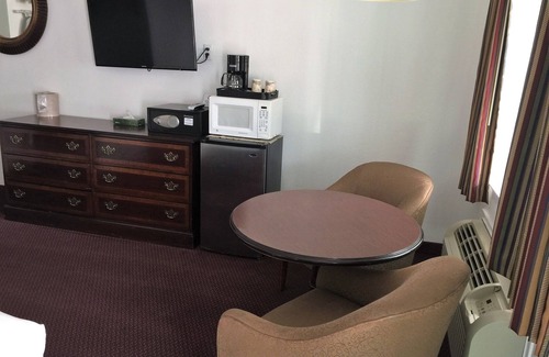 Brookings Hotel | Westward Inn