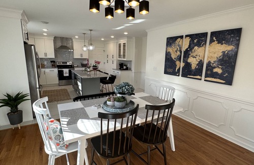 Richmond Casa | Westwood Luxury Ranch Home includes washer/dryer