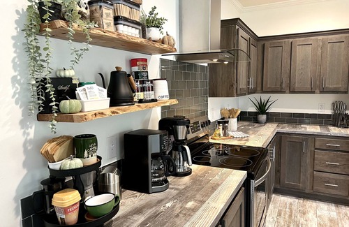 Dunnellon Casa | Westy's Boho Bungalow @ Rainbow River. Tranquil River Getaway!