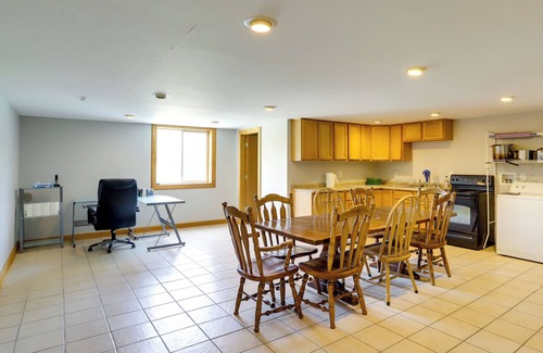 Lawrence Casa | WFH-Friendly Lawrence Escape w/ Lake Access