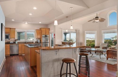 Whalehead Beach Casa | WH401 Ray and TD's