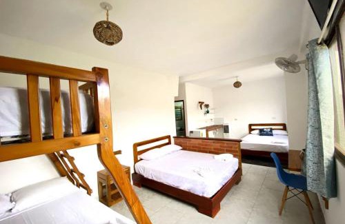 Puerto López Hotel | Whale House Hotel