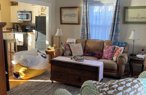 Lubec Cabaña | Whale Ledge Cottage - In the heart of Lubec with AMAZING Waterviews!