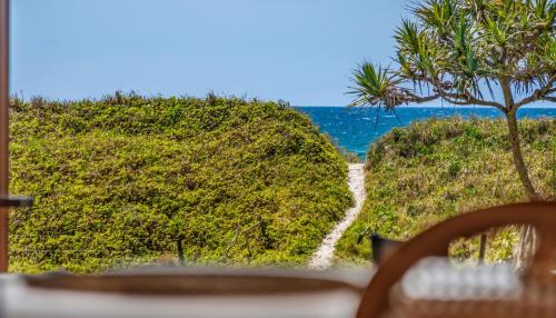 New Brighton Casa | Whale Song - Absolute Beachfront