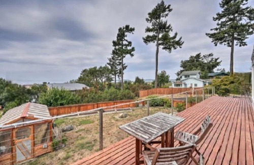 Coupeville Casa | Whale Watching, Private Beach, Hot Tub and more! Coupeville 3/2