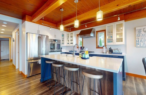 Camano Island Casa | Whalehouse Waterfront Haven w/ Boat Launch, Fireplaces & Large Deck
