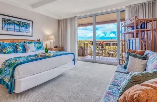 Kaanapali Condominio | Whaler 6th Floor Oceanview Studio 0 Bedroom Condo by RedAwning