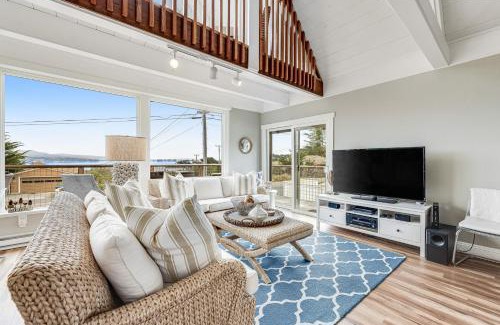 Bodega Bay Casa | Whaleship Harbor View