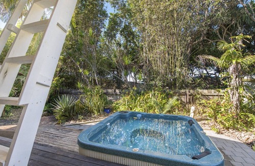 Brunswick Heads Casa | WHALESONG, TOP NOTCH