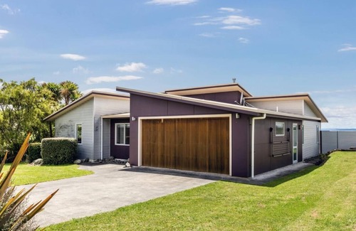 Whareroa Village Casa | Whareroa Waterview Retreat