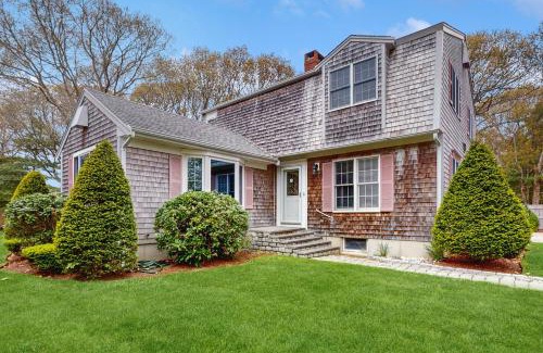 Hyannis Casa | Wharf Side Hideout