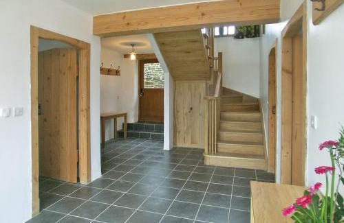 Tresmeer Casa | What A Beauty - Thr