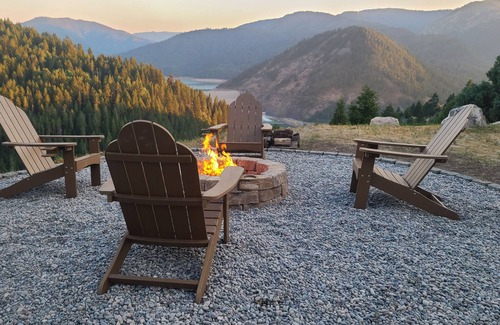 Irwin Cabina | "What A View" Cozy Cabin!