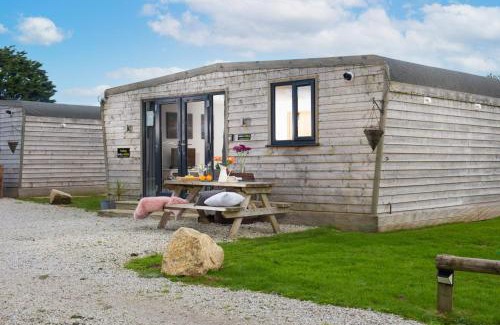 Helston Casa | Wheal Prosper - Hot Tub - Free Wi-Fi - Parking - On-site Activities