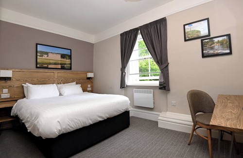 Baslow Hotel | Wheatsheaf, Baslow by Marston's Inns