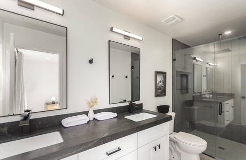 Scottsdale Highlands Casa | When In Roma-In Old Town- Private Pool - Fire Pit