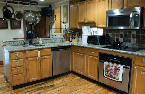 Warrenton Casa | COTTAGE Charming Best describe esta casa de campo DORMITORIO 14-36 CON CAPE COD.