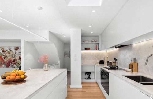 McMahons Point Casa | Where contemporary meets North Sydney waterside!