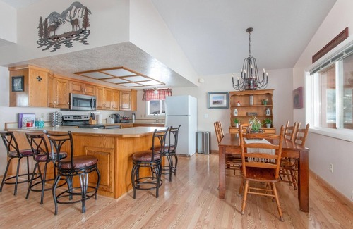 Star Valley Ranch Cabina | Where Greater Yellowstone adventures begin.