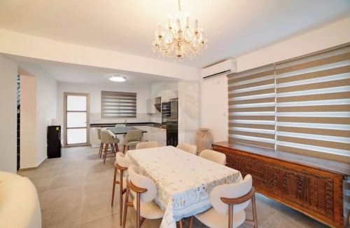 Kyrenia District Casa | Where Sun, Sea, and Mountains Unite – Your Perfect Family Getaway