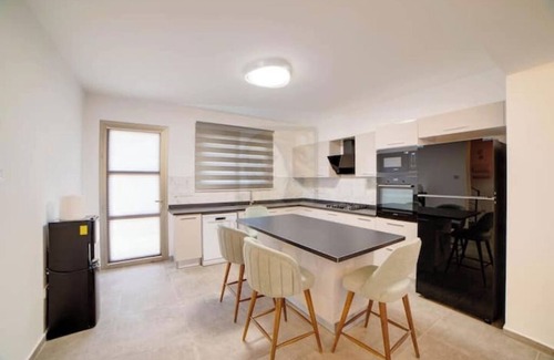 Kyrenia District Casa | Where Sun, Sea, and Mountains Unite – Your Perfect Family Getaway