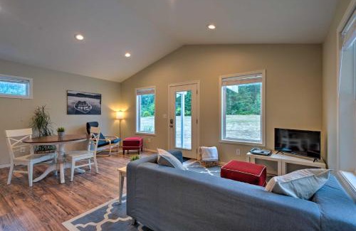 Langley Casa | Whidbey Island Cottage - 3 Mi to Whale Watch!