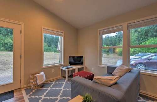 Langley Casa | Whidbey Island Cottage - 3 Mi to Whale Watch!