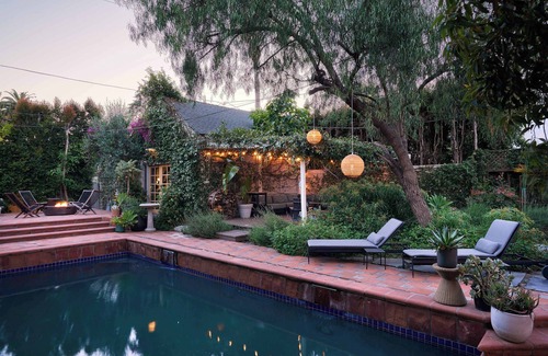 Los Feliz Casa | Whimsical Los Feliz House - Pool-Fire Pit-Dogs OK!