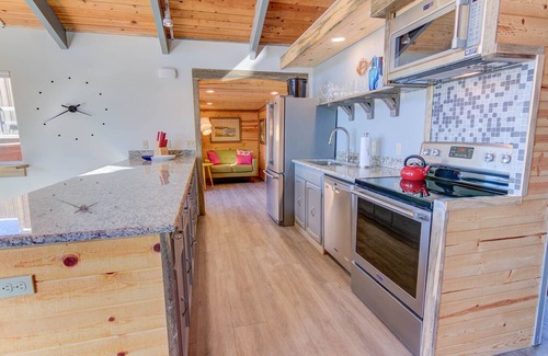 Bayshore Casa | Fun Ocean Front Home en una playa de arena en Waldport, Oregon! ¡NOCHE LIBRE!
