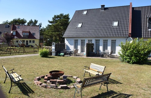 Pruchten Casa | Bañera de hidromasaje, chimenea, SKY TV, terraza y parrilla, chimenea, ducha de lluvia, ÚLTIMO MINUTO
