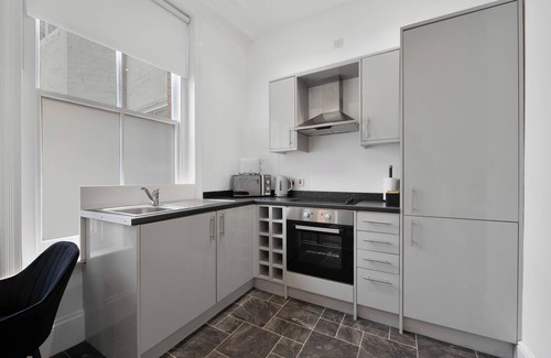 Pontrilas Apartamento | WhiskAwayStays - Foregate Studio - No. 2