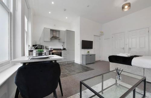 Pontrilas Apartamento | WhiskAwayStays Foregate Studio No 2