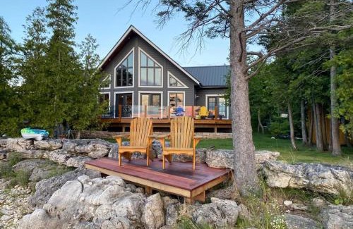 Northern Bruce Peninsula Casa | Whiskey Harbour Lakehouse - Lake Huron Getaway