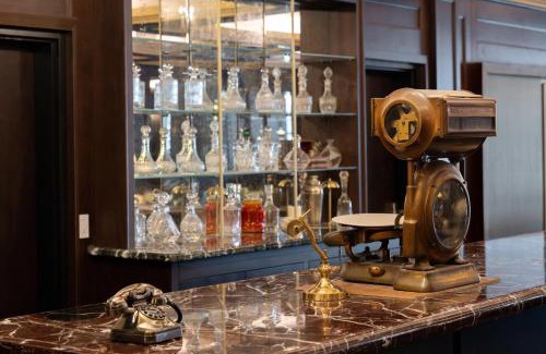 Hollywood Hotel | Whisky Hotel