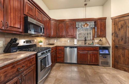 Springdale Casa | Whispering Brook-Outdoor oasis w/stream-Sleeps 16